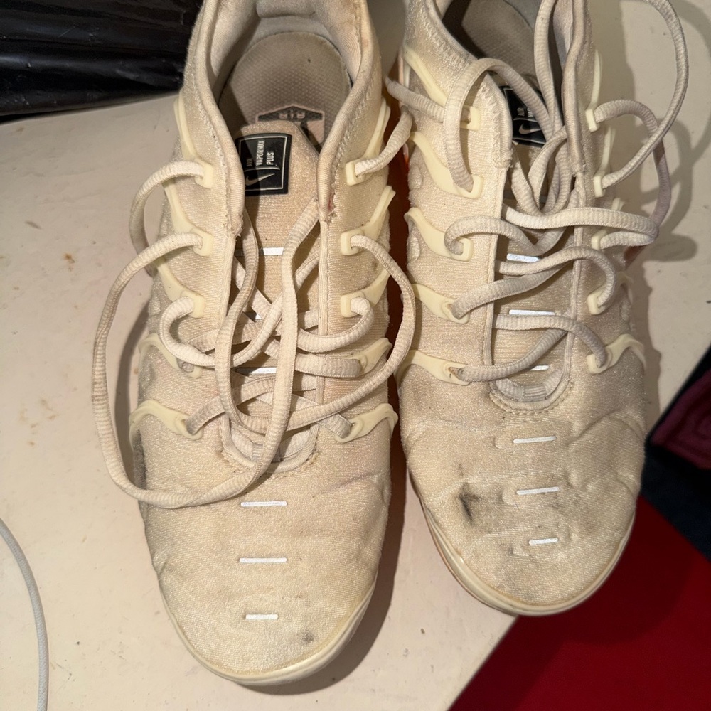 Nike Beige Lace-Up Sneakers
